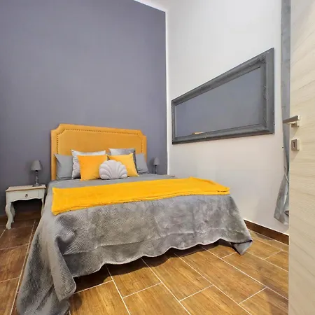 Elegant And New 3 Bedrooms Near S. Peter!